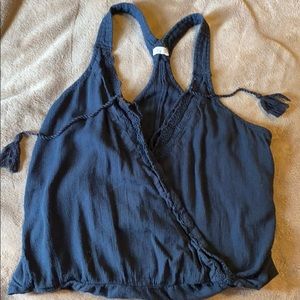 3FWP! 🔥Tassel front Hollister top